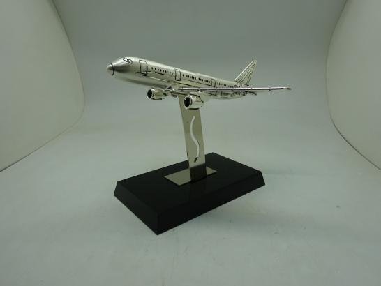 مجسم طائرة معدنية ايطالي