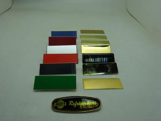 لوحات الأسم