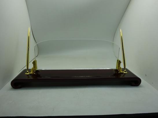 لوحة أسم  مكتب كريستال مع اقلام